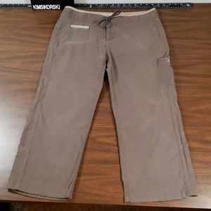 North Face A5 Dark Khaki Brown Drawstring Ladies Capri‎ Pants 10